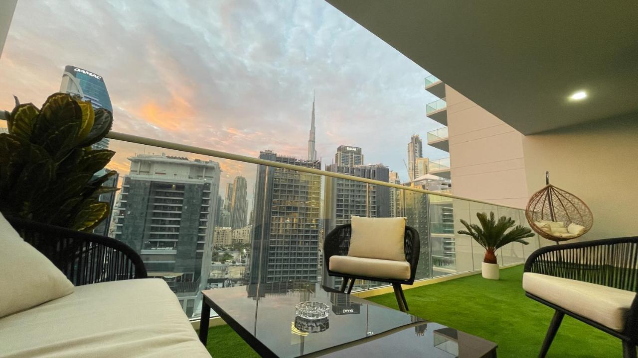 Luxury 2 Bedroom With Burj Khalifa View Dubai Exterior photo